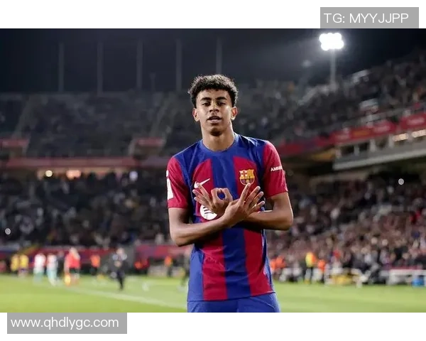 左脚足球天才的崛起与挑战探索那些改变历史的左脚球星们